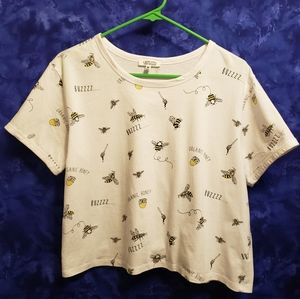 Messy Bun just chillin t-shirt - XL - New